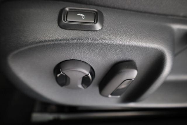 Skoda Superb Combi 1.5 TSI iV 150kW Selection DSG Selection, AHK, Matrix, Side, el. Klappe, Navi 