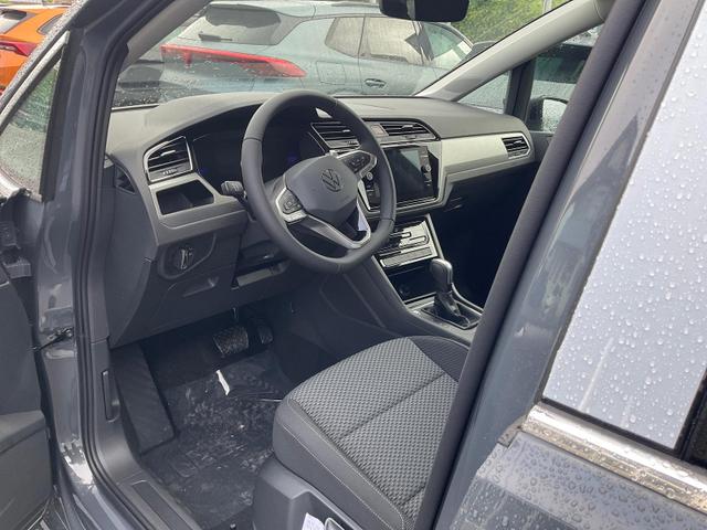 Volkswagen Touran - Comfortline BMT/Start-Stopp 1.5 TSI DSG Comfortline, AHK, easyOpen, Navi, Winterpaket