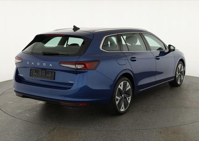 Skoda Superb Combi 2.0 TDI 142kW 4x4 Selection DSG Selection, Standheizung, Pano, AHK, Navi, Matrix 