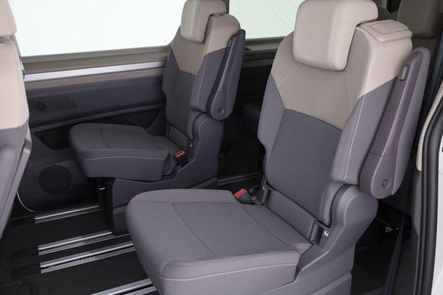 Volkswagen T7 Multivan Edition lang TDI DSG lang, 7-Sitzer, IQ.Light, AHK, Navi 