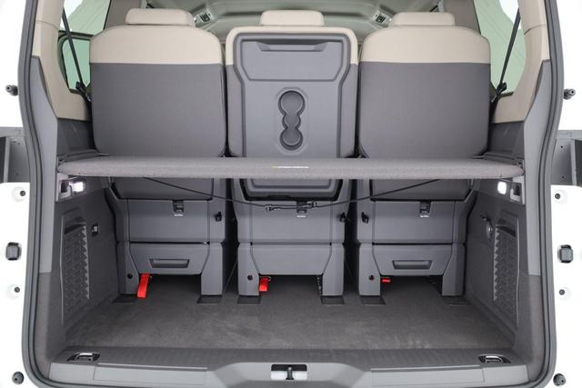 Volkswagen T7 Multivan Edition lang TDI DSG lang, 7-Sitzer, IQ.Light, AHK, Navi 