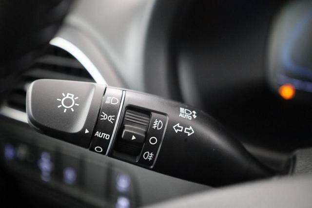 Hyundai i30 Kombi 1.5i Family, Navi, LED, Kamera, sofort 