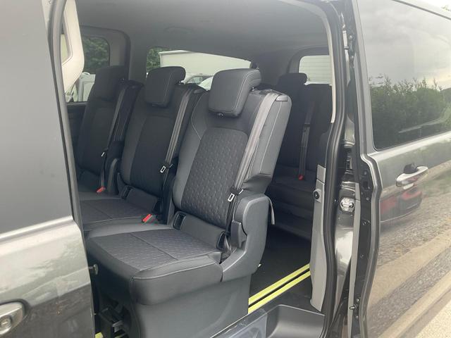 Ford Tourneo Custom 320 L2 Titanium AWD 2.0 AT, 8-Sitzer, Navi, sofort 