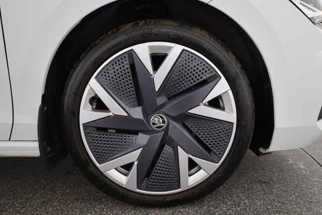 Skoda Superb Combi 2.0 TDI 142 kW 4x4 Selection DSG Selection, Standheizung, Pano, AHK, Navi, Matrix 