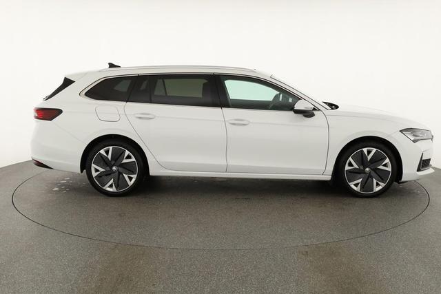 Skoda Superb Combi 2.0 TDI 142 kW 4x4 Selection DSG Selection, Standheizung, Pano, AHK, Navi, Matrix 