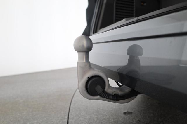 Volkswagen T7 Multivan Life lang TDI DSG Life, Teilleder, AHK, Navi, easyOpen, 7-Sitzer 