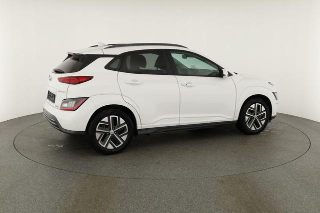Hyundai KONA Trend Elektro 2WD EV 64kWh Style, Navi, HuD, Wärmepumpe, Kamera, Sitzheizung 