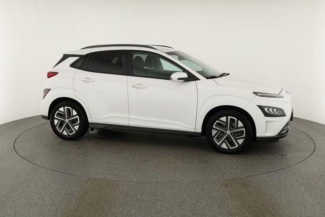 Hyundai KONA Trend Elektro 2WD EV 64kWh Style, Navi, HuD, Wärmepumpe, Kamera, Sitzheizung 