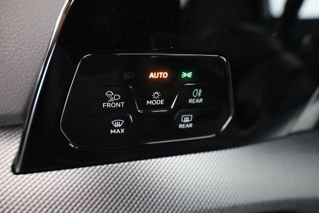 Volkswagen Golf Variant 1.5 TSI 110 kW R-Line VIII R-LINE, AHK, easyOpen, Kamera, LED-Plus, 3-J Garantie 