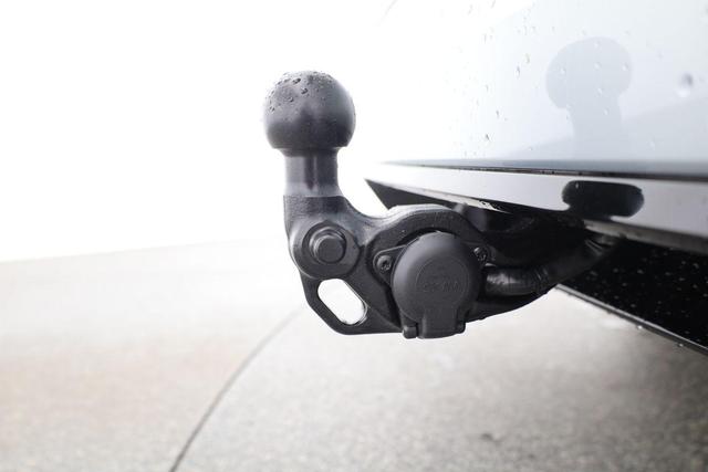 Volkswagen Golf Variant 1.5 TSI 110 kW R-Line VIII R-LINE, AHK, easyOpen, Kamera, LED-Plus, 3-J Garantie 