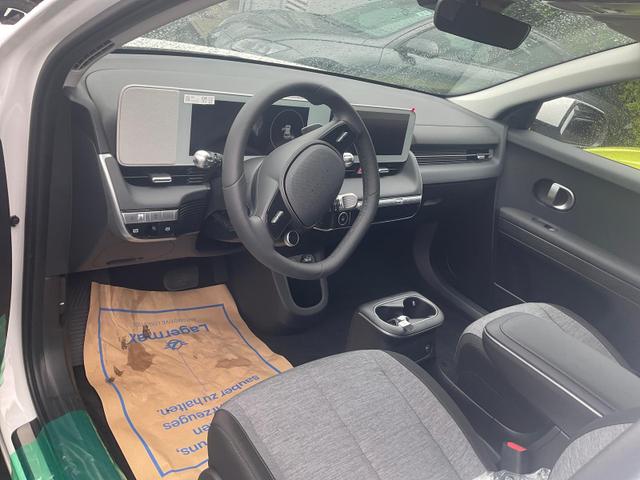 Hyundai IONIQ 5 - Basis Elektro Base 77,4 kWh Long Range, Navi, Kamera, Winterpaket, Wärmepumpe