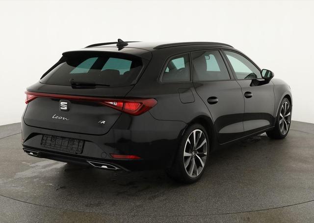 Seat Leon Sportstourer FR 1.5 eTSI DSG FR, Navi, Kamera, ACC, LED, 18-Zoll, Side 
