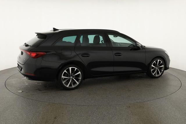 Seat Leon Sportstourer FR 1.5 eTSI DSG FR, Navi, Kamera, ACC, LED, 18-Zoll, Side 