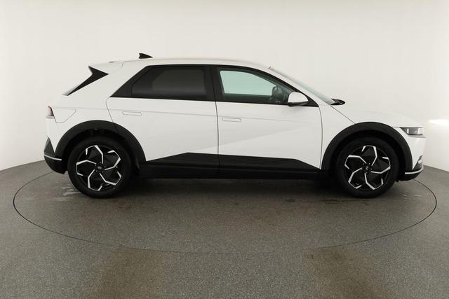 Hyundai IONIQ 5 Basis Elektro Base 58,2 kWh Short Range, Navi, Kamera, Winterpaket, Wärmepumpe 