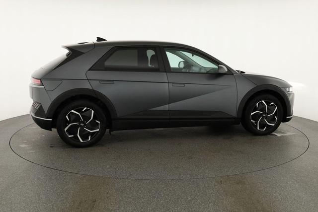 Hyundai IONIQ 5 Basis Elektro Base 58,2 kWh Short Range, Navi, Kamera, Winterpaket, Wärmepumpe 