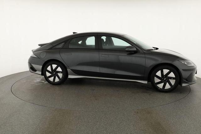 Hyundai IONIQ 6 77,4 kWh Base Long Range, Navi, Kamera, Winterpaket, Wärmepumpe 