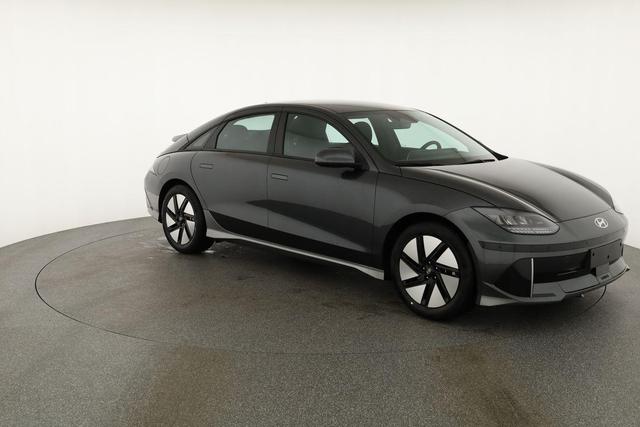 Hyundai IONIQ 6 77,4 kWh Base Long Range, Navi, Kamera, Winterpaket, Wärmepumpe 
