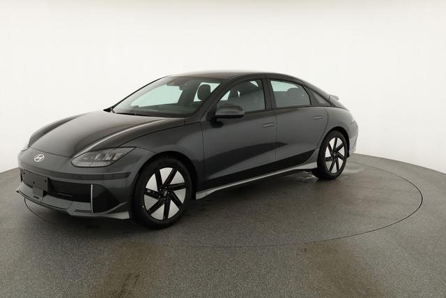 Hyundai IONIQ 6 77,4 kWh Base Long Range, Navi, Kamera, Winterpaket, Wärmepumpe 