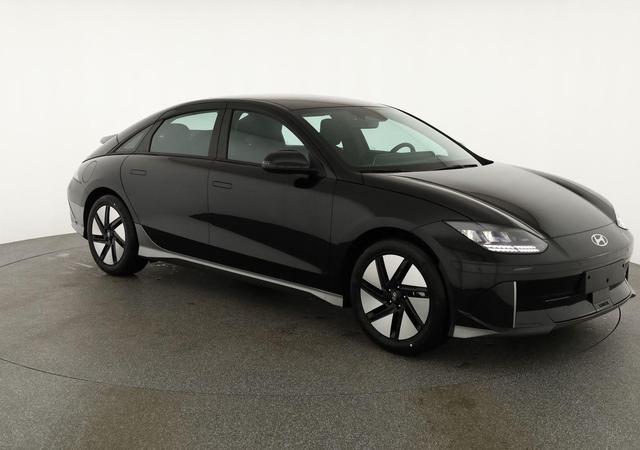 Hyundai IONIQ 6 77,4 kWh Base Long Range, Navi, Kamera, Winterpaket, Wärmepumpe 