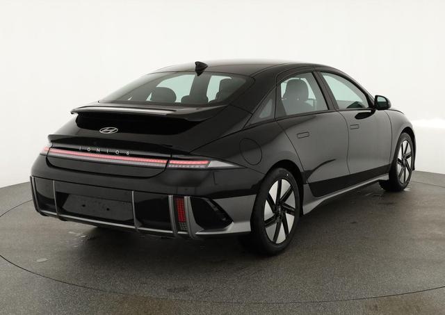 Hyundai IONIQ 6 77,4 kWh Base Long Range, Navi, Kamera, Winterpaket, Wärmepumpe 