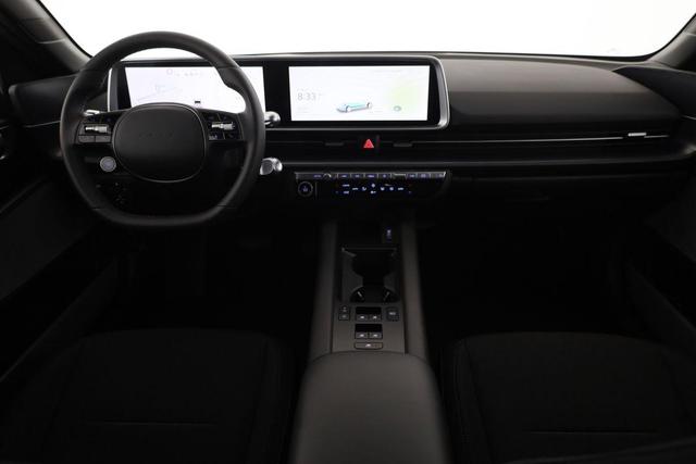 Hyundai IONIQ 6 77,4 kWh Base Long Range, Navi, Kamera, Winterpaket, Wärmepumpe 