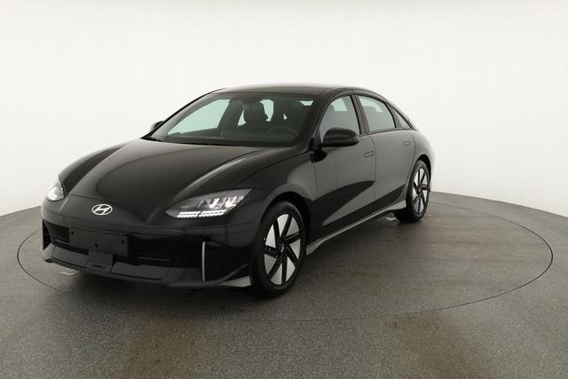 Hyundai IONIQ 6 77,4 kWh Base Long Range, Navi, Kamera, Winterpaket, Wärmepumpe 