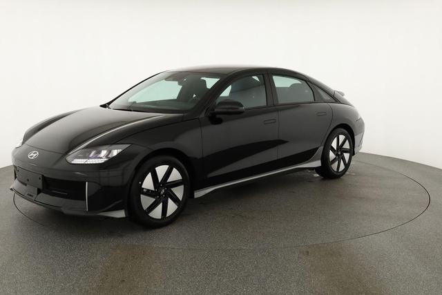 Hyundai IONIQ 6 77,4 kWh Base Long Range, Navi, Kamera, Winterpaket, Wärmepumpe 
