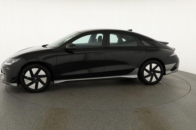 Hyundai IONIQ 6 77,4 kWh Base Long Range, Navi, Kamera, Winterpaket, Wärmepumpe 