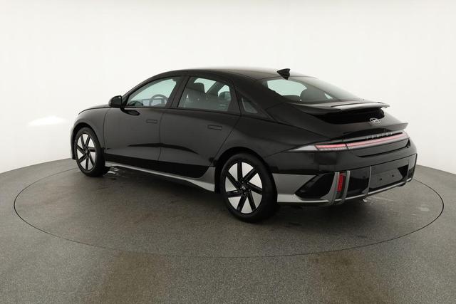 Hyundai IONIQ 6 77,4 kWh Base Long Range, Navi, Kamera, Winterpaket, Wärmepumpe 