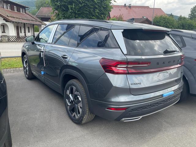 Skoda Kodiaq 2.0 TDI 142kW 4x4 Sportline DSG Sportline, 7-Sitzer, AHK, Navi, Matrix, sofort 