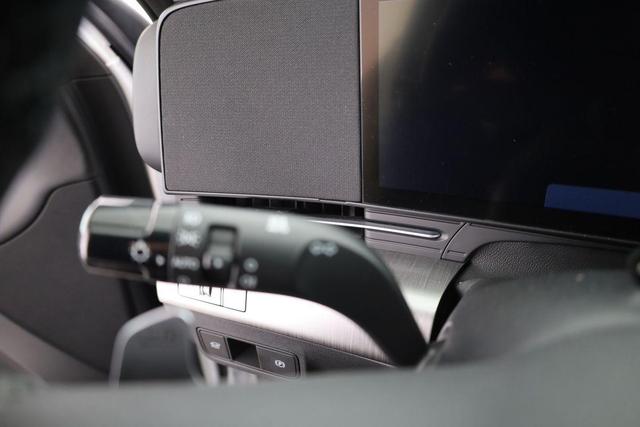 Hyundai KONA Prime Elektro 2WD EV 65,4 kWh, Leder, BOSE, 360 Kamera, Sitzbelüftung 