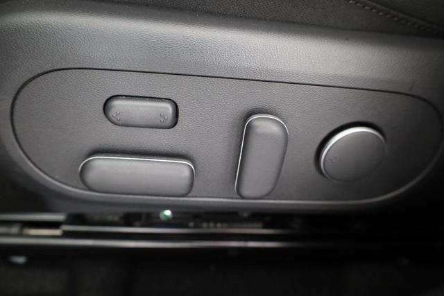 Hyundai KONA Prime Elektro 2WD EV 65,4 kWh, Leder, BOSE, 360 Kamera, Sitzbelüftung 