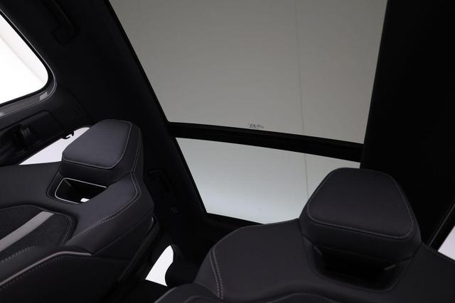 Skoda Kodiaq 1.5 TSI mHEV 110kW Sportline DSG Sportline, Pano, AHK, Navi, Matrix 