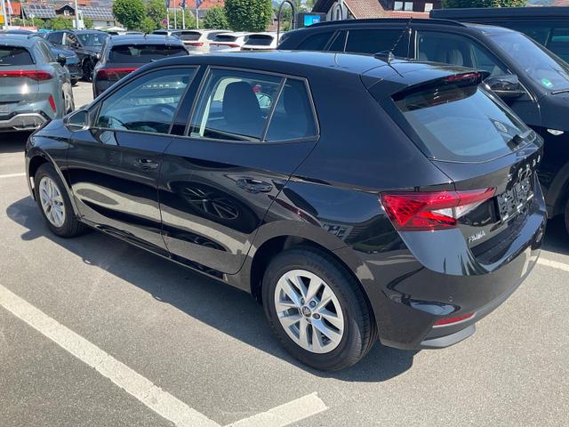 Skoda Fabia Selection 1.0 MPI 130 Jahre, LED, Kamera, 15-Zoll, Winter 