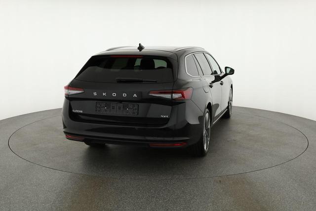 Skoda Superb Combi 2.0 TDI 142 kW 4x4 Selection DSG Selection, Standheizung, Pano, AHK, Navi, Matrix 