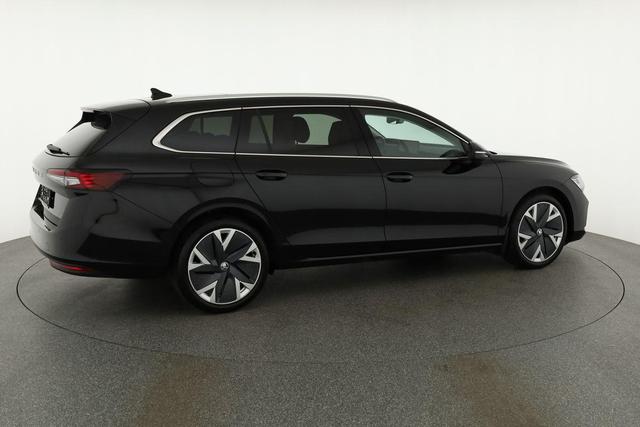 Skoda Superb Combi 2.0 TDI 142 kW 4x4 Selection DSG Selection, Standheizung, Pano, AHK, Navi, Matrix 