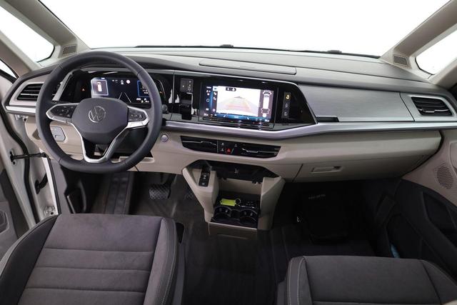 Volkswagen T7 Multivan Life lang TDI DSG Life, Teilleder, AHK, Navi, easyOpen, 7-Sitzer 