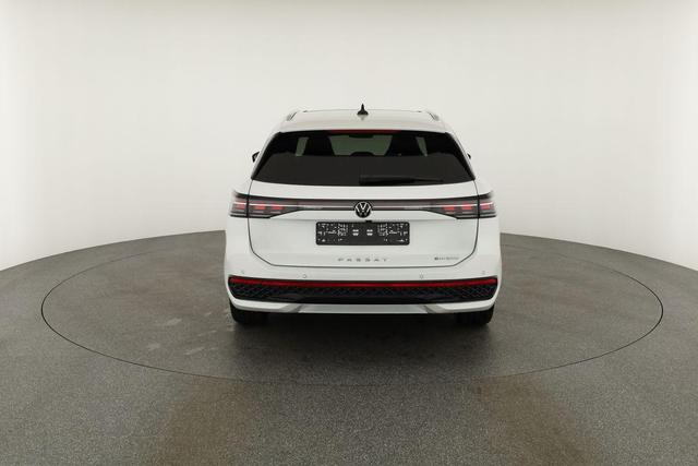 Volkswagen Passat Variant 1.5 TSI eHybrid 200 kW R-Line R-LINE, Pano, 19-Zoll, IQ.Light 