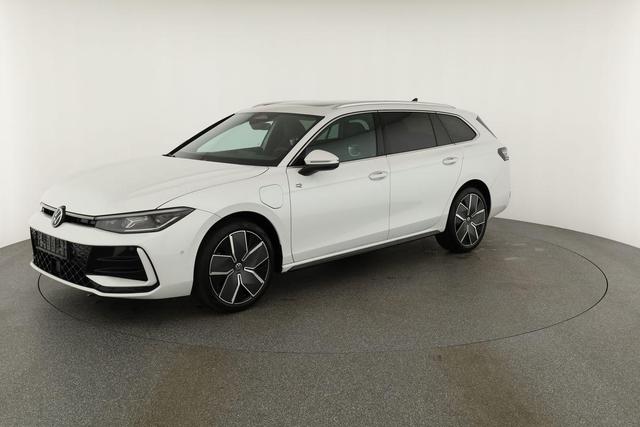 Volkswagen Passat Variant 1.5 TSI eHybrid 200 kW R-Line R-LINE, Pano, 19-Zoll, IQ.Light 