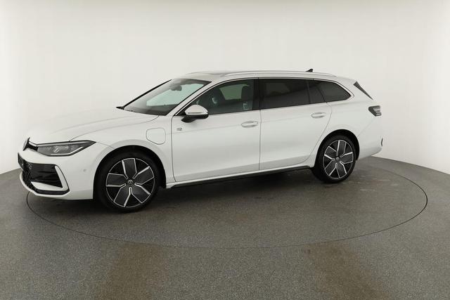 Volkswagen Passat Variant 1.5 TSI eHybrid 200 kW R-Line R-LINE, Pano, 19-Zoll, IQ.Light 