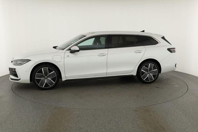 Volkswagen Passat Variant 1.5 TSI eHybrid 200 kW R-Line R-LINE, Pano, 19-Zoll, IQ.Light 