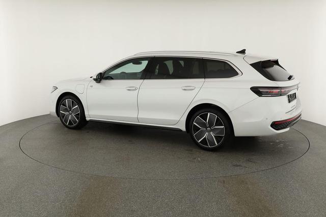 Volkswagen Passat Variant 1.5 TSI eHybrid 200 kW R-Line R-LINE, Pano, 19-Zoll, IQ.Light 