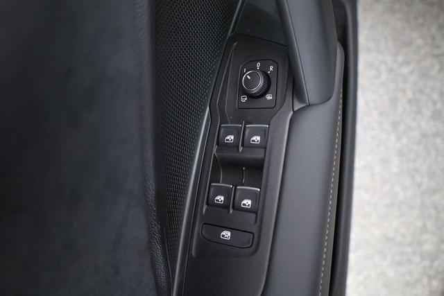 Volkswagen Tayron 2.0 TDI 142 kW 4Motion R-Line DSG 4M Black, 7-Sitzer, 20-Zoll, AHK, Pano, sofort 