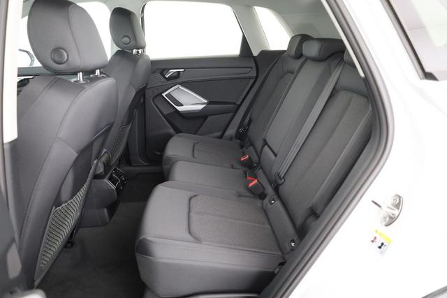 Audi Q3 40 TFSI quattro advanced advanced, AHK, 19-Zoll, Navi, el. Klappe, MMIplus, 4-J Garantie 
