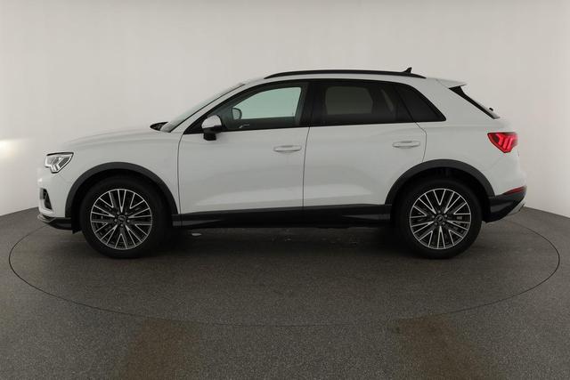 Audi Q3 40 TFSI quattro advanced advanced, AHK, 19-Zoll, Navi, el. Klappe, MMIplus, 4-J Garantie 