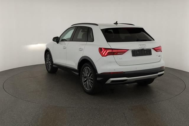 Audi Q3 40 TFSI quattro advanced advanced, AHK, 19-Zoll, Navi, el. Klappe, MMIplus, 4-J Garantie 