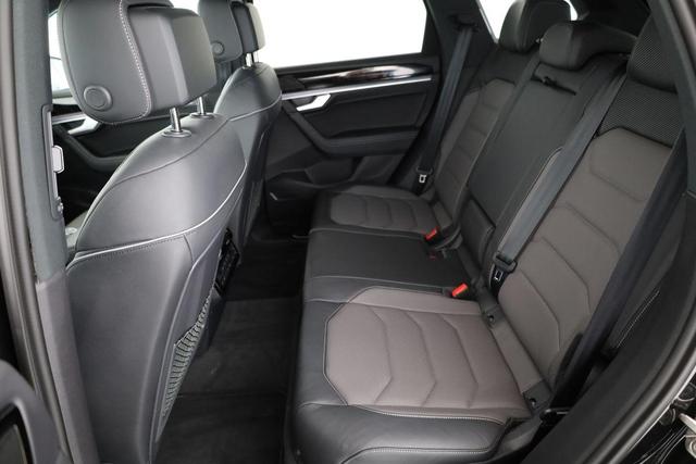 Volkswagen Touareg 3.0 TDI 210 kW 4Motion R-Line V6 Black, HUD, Leder, Luft, Standheizung, 5-J Garantie 
