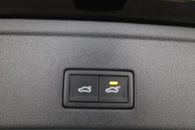 Volkswagen Touareg 3.0 TDI 210 kW 4Motion R-Line V6 Black, HUD, Leder, Luft, Standheizung, 5-J Garantie 