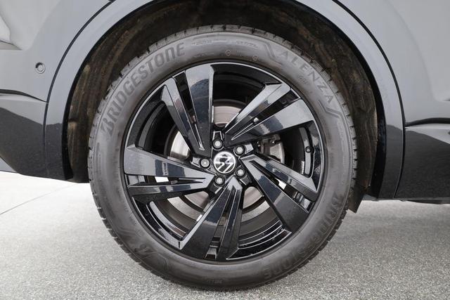 Volkswagen Touareg 3.0 TDI 210 kW 4Motion R-Line V6 Black, HUD, Leder, Luft, Standheizung, 5-J Garantie 