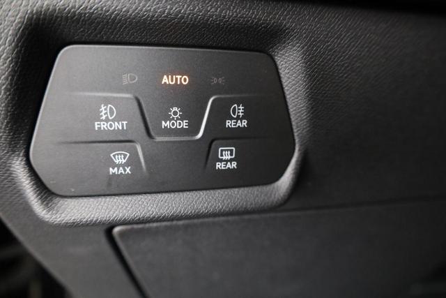 Cupra Leon Basis 2.0 TSI DSG, Navi, LED, Kamera, Parklenk 
